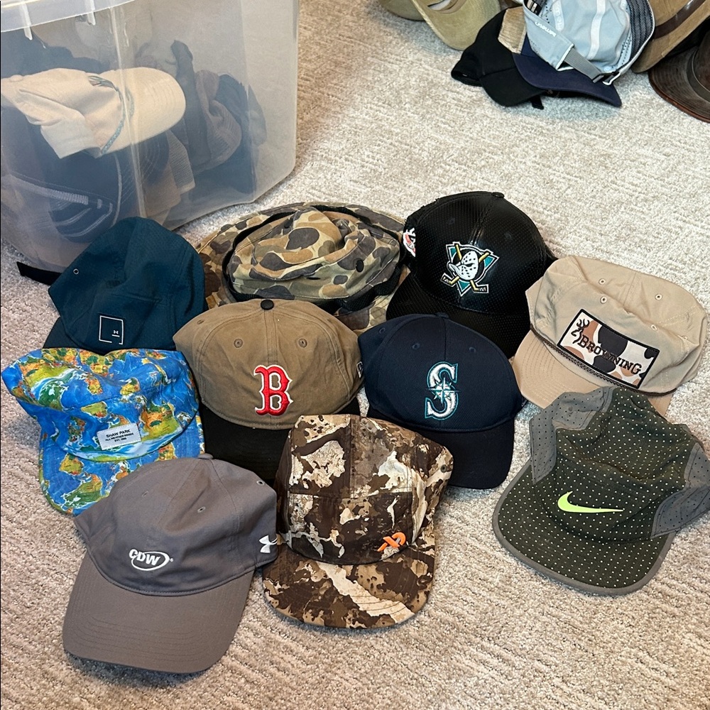 First lite camo, Nike, under armor, new era, vintage camo hat bundle